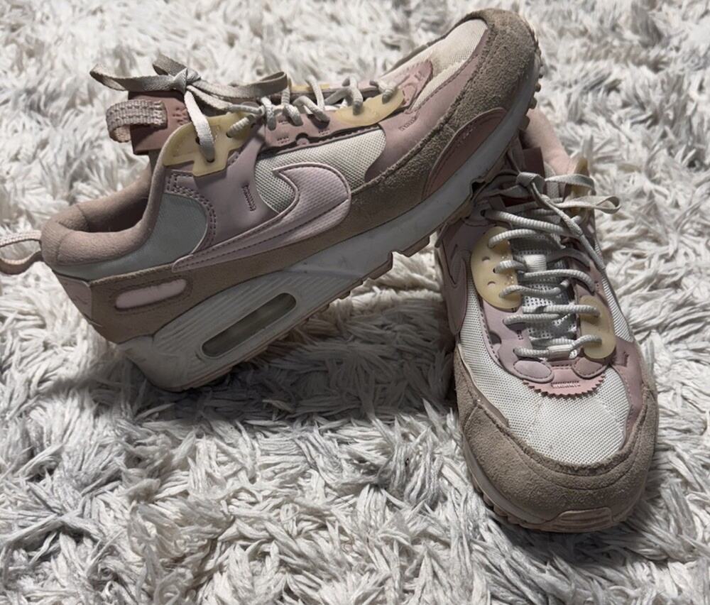 Nike Air Max 90 Futura Barely Rose White Pink Shoes DM9922-104 Women's Size 9